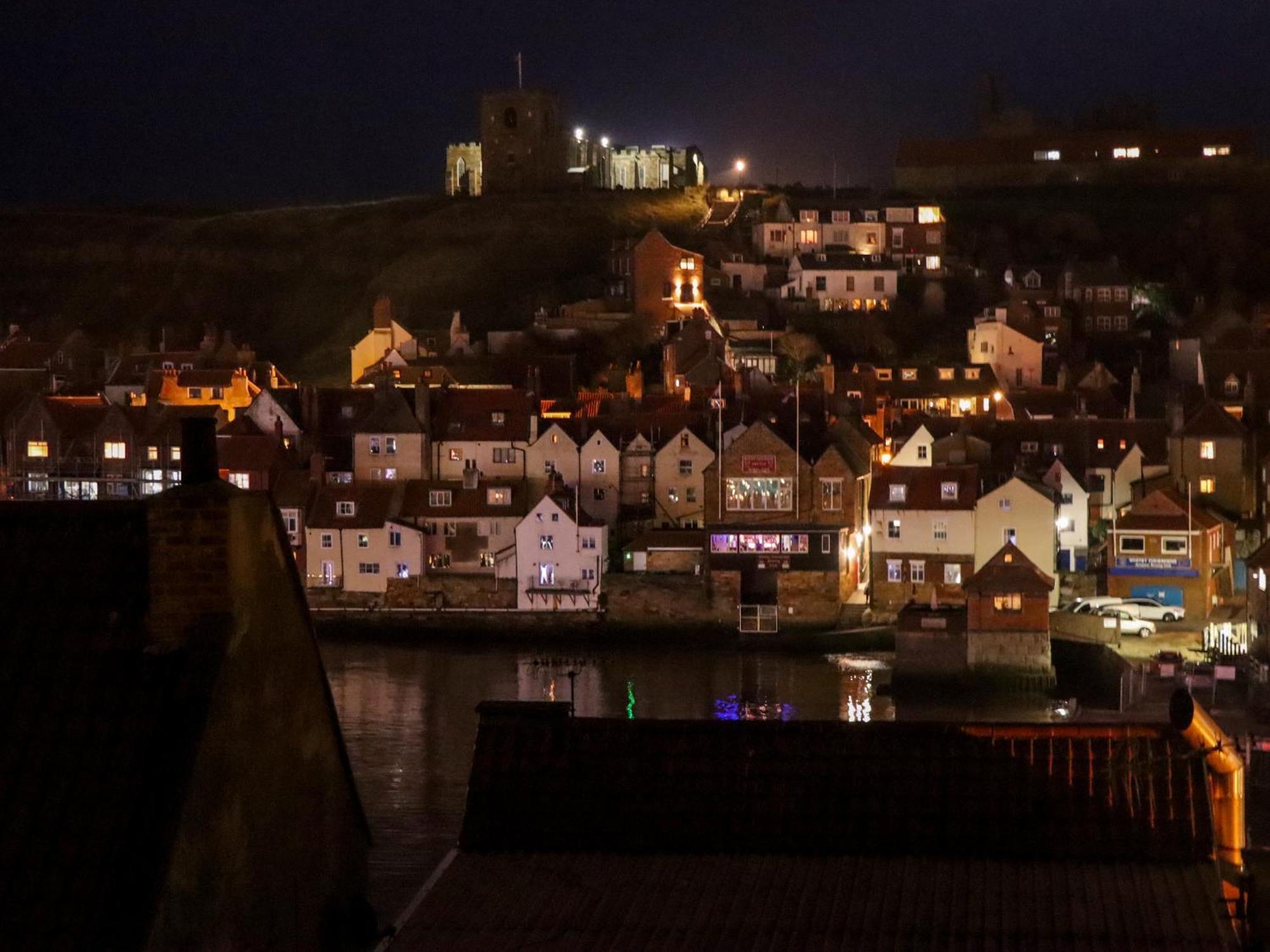 Storm * Whitby
